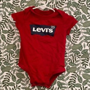 🧸 Levi’s Bodysuit